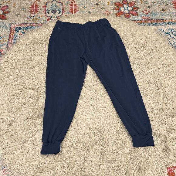 Zella navy blue work out pants size medium - Picture 4 of 4
